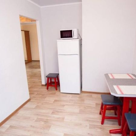 Ferienwohnung Квартира По Ул. Смілянська, 2 Tscherkassy Exterior foto